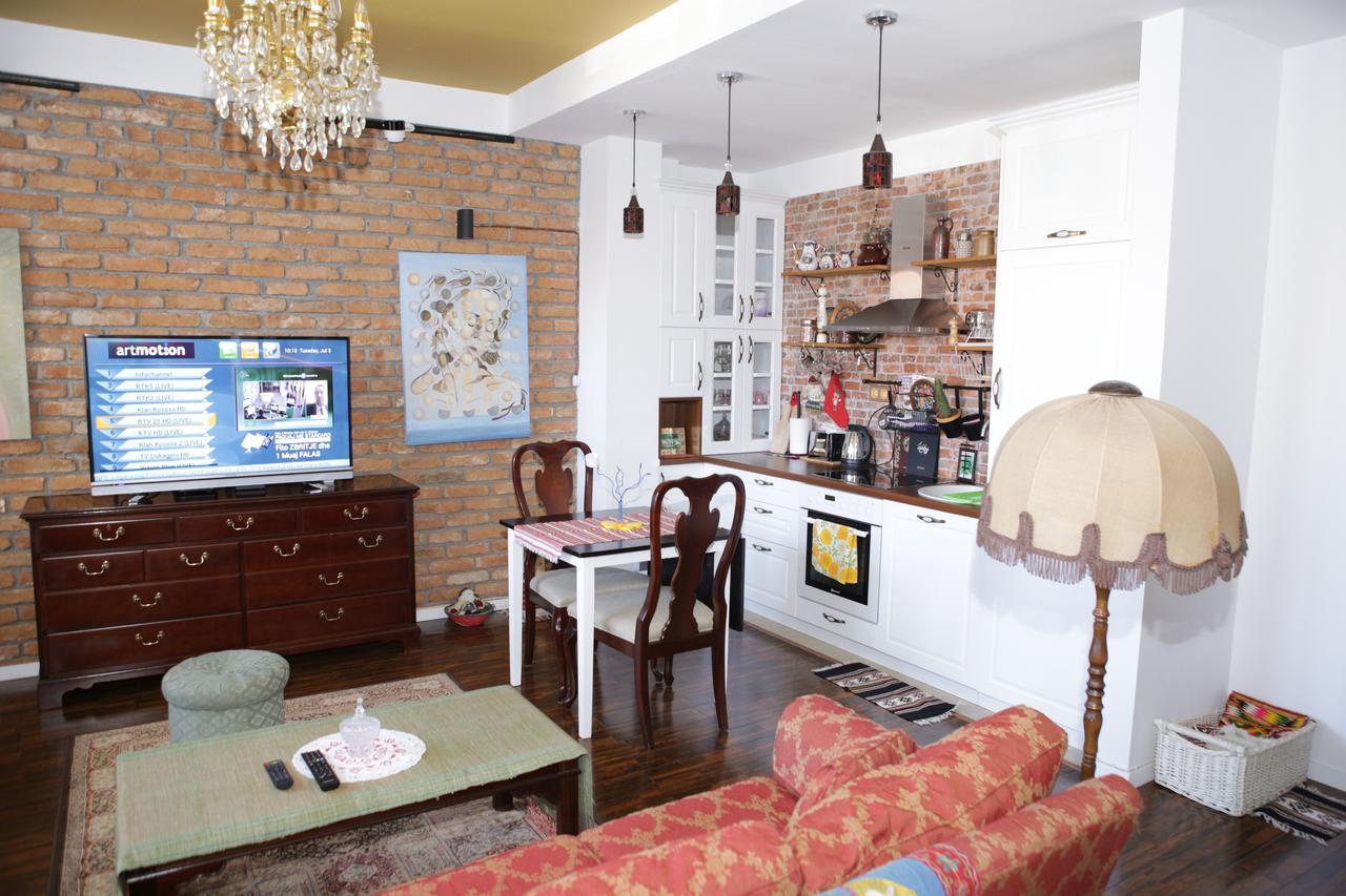 Apartment Nesti In Pristina Kosovo Dış mekan fotoğraf